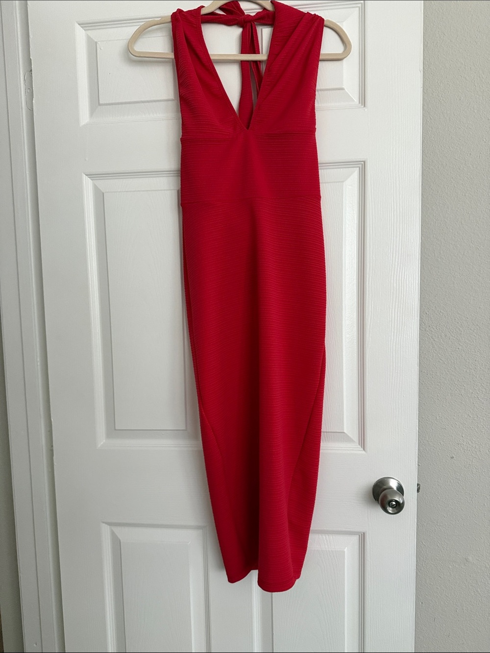 Red Sleeveless V-Neck Midi Dress with Back Tie